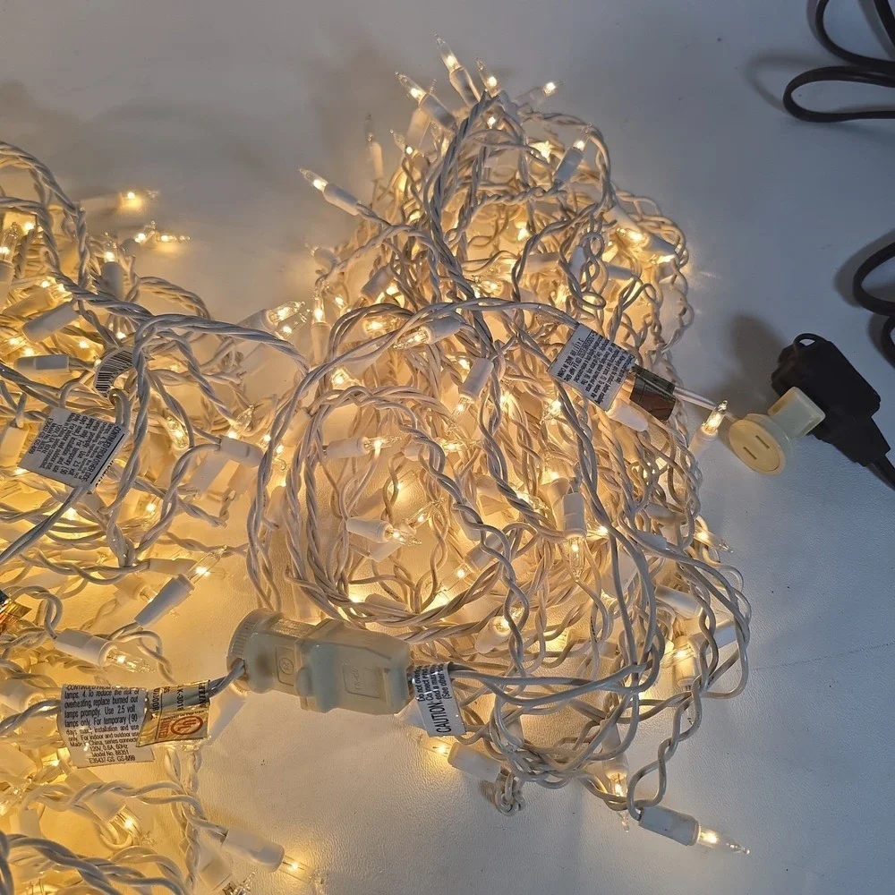Vtg BRILLIANCE Icicle String Lights QTY 4 Strands Of 150 Bulbs Working 600 Light